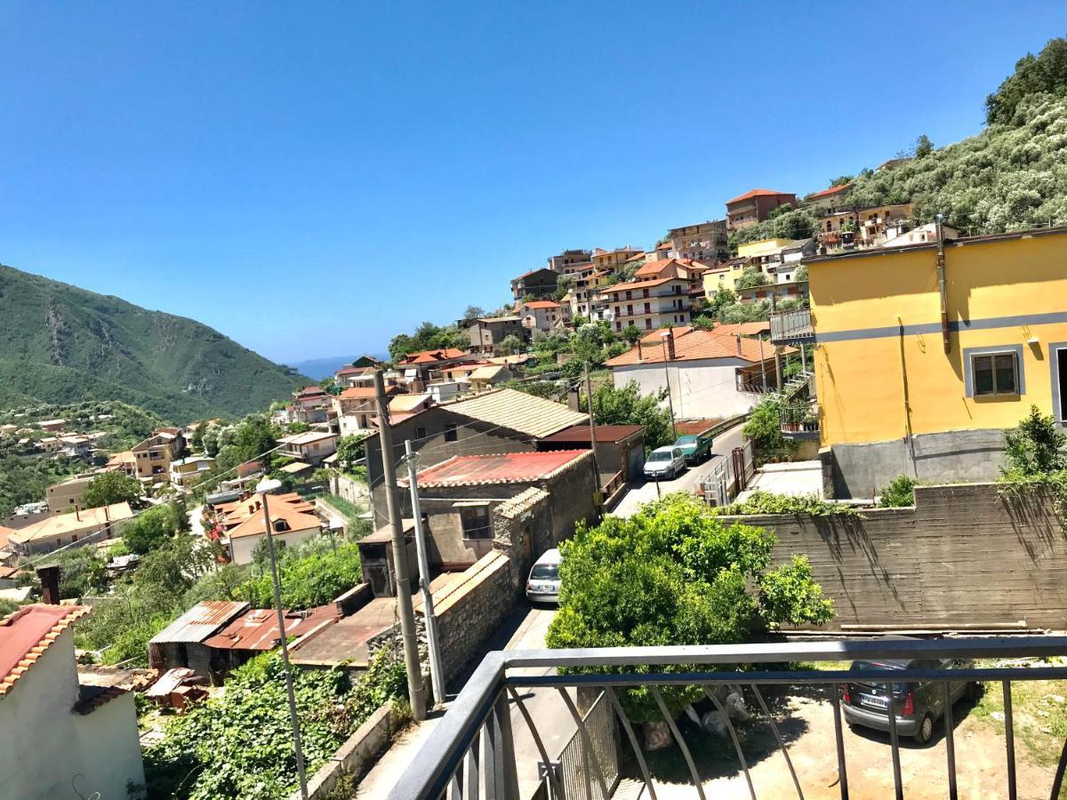 B&B Donnamaria Pimonte Exterior photo