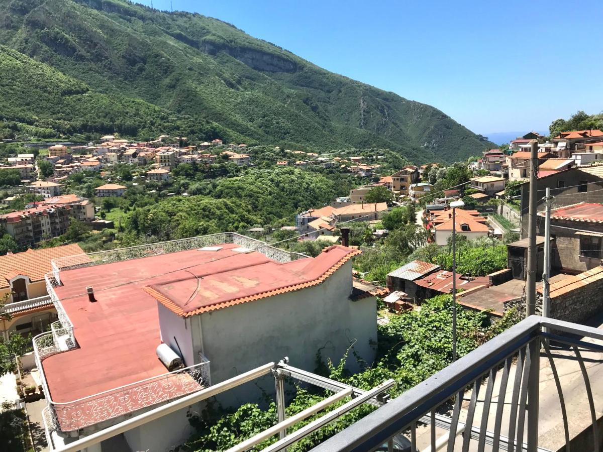 B&B Donnamaria Pimonte Exterior photo